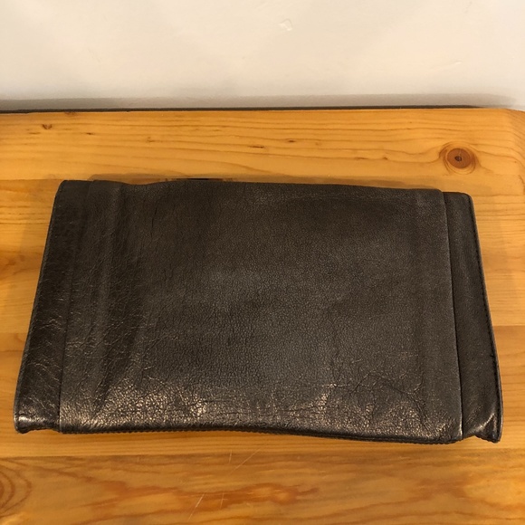 Elliott Lucca Bronze Metallic Envelope Bag, detachable chain handle - Picture 9 of 16